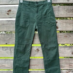 Madewell Women’s '90s Straight Cargo Pant in Garment-Dyed Canvas